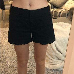 Black Scalloped Shorts Size 2